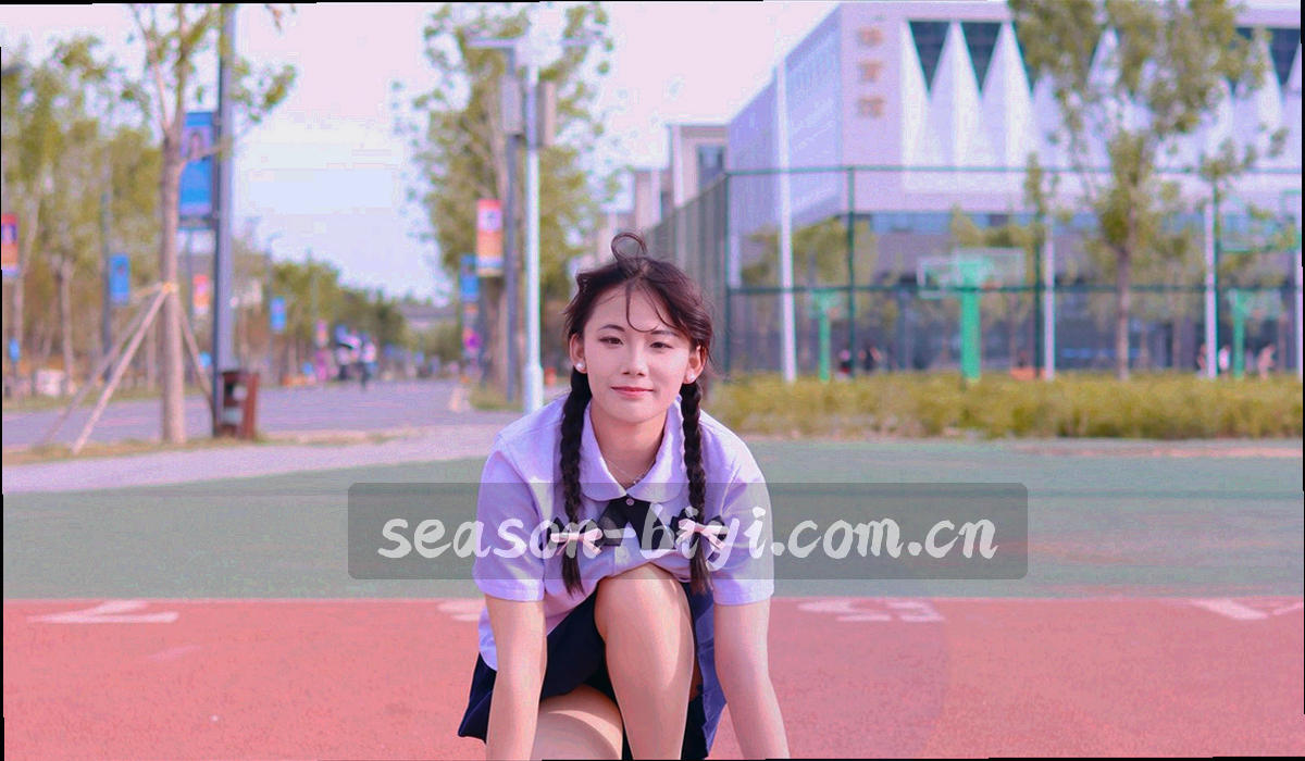 两栏数据对比稿，展示两个赛季的三项指标并排